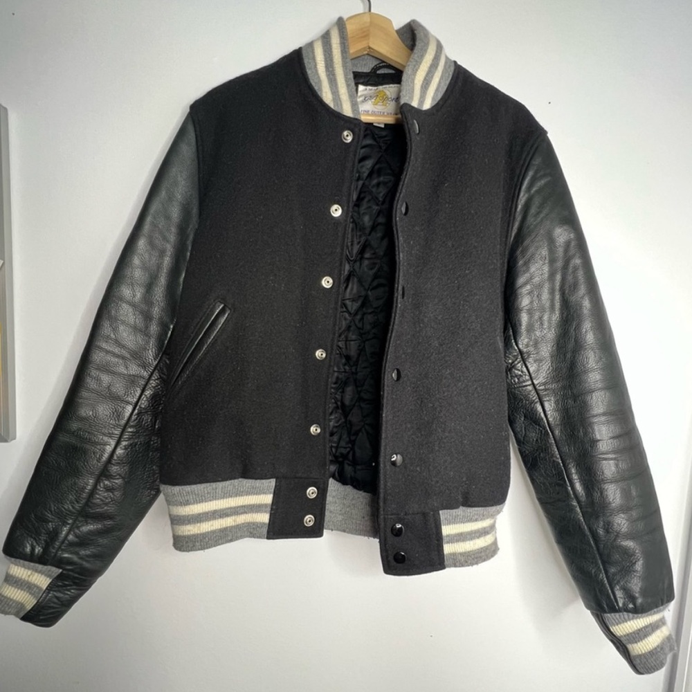 Golden Bear - Men’s Medium wool and leather bomber varsity jacket